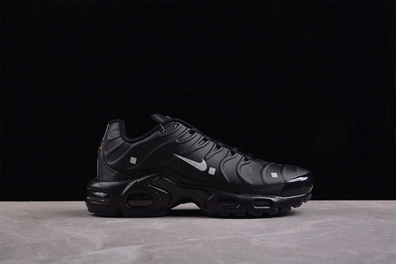 Nike Air Max plus Tn All black